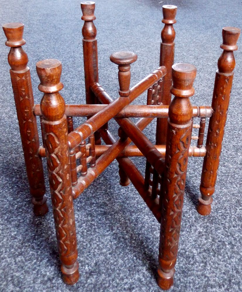 Dřevěný skládací stolek nohy